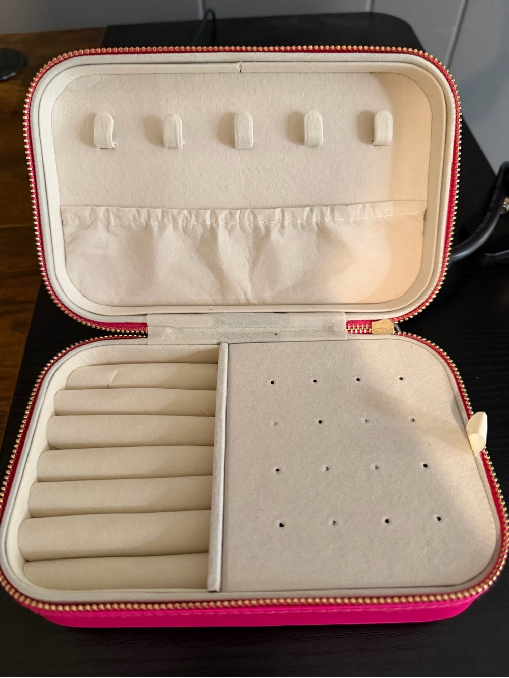 Jewelry Case in Hot Pink Rainbow - Picture 2 of 4